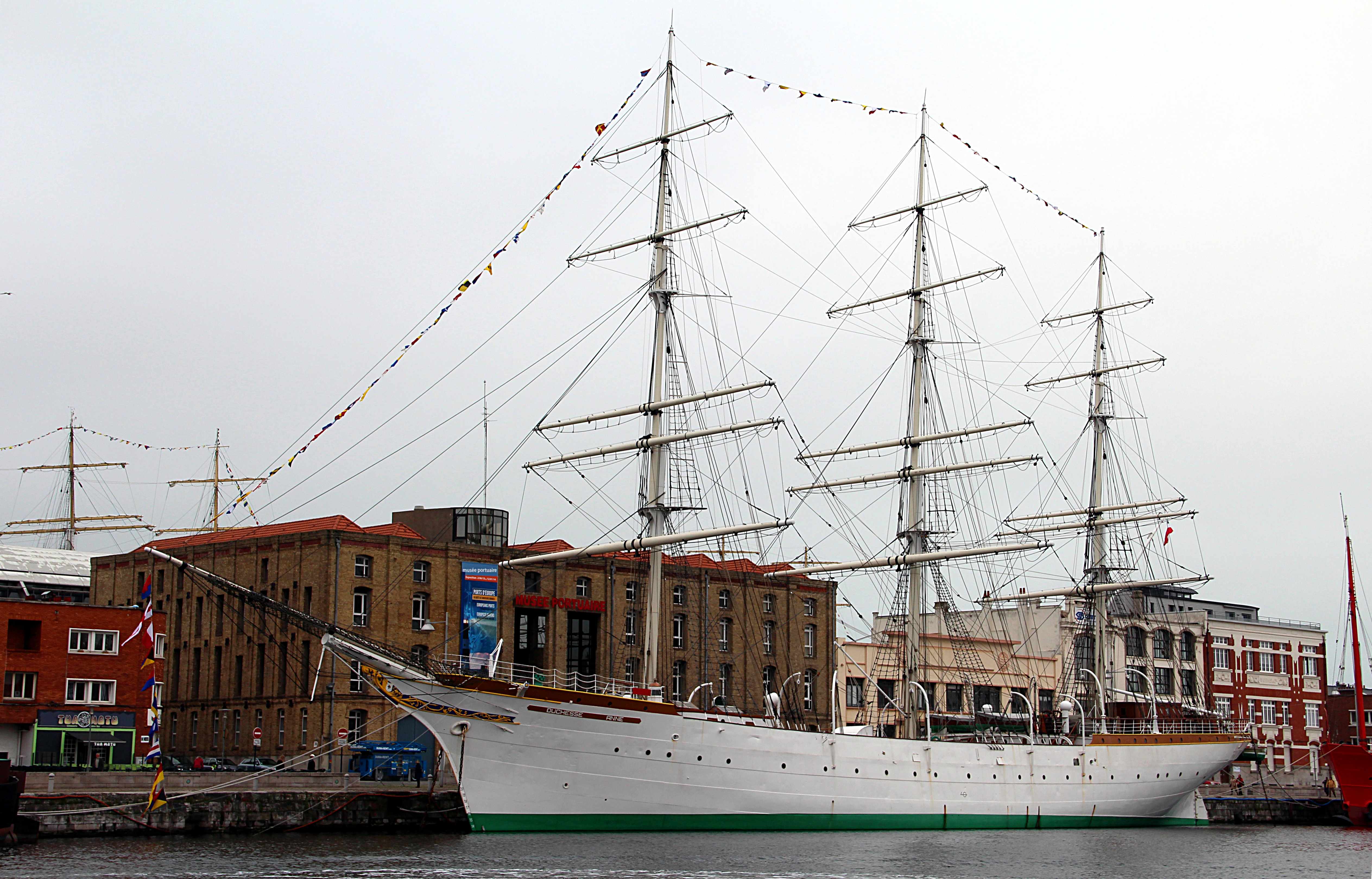 🏛️ 해양 항만 박물관(뮈제 마리팀 에 포르튀에르)